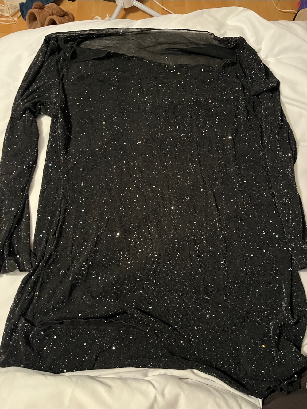 Black Sparkle Sheer Long Sleeve Dreas